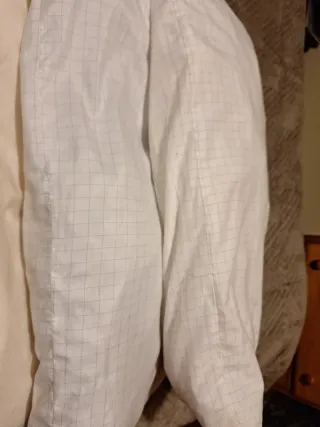 4 Almohadas Beige y Blancas.