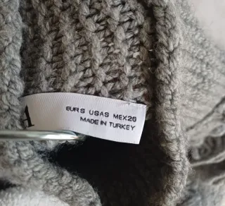 Jersey Zara cuello alto con flecos