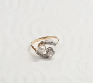 Anillo Oro 18k Perla y Diamante