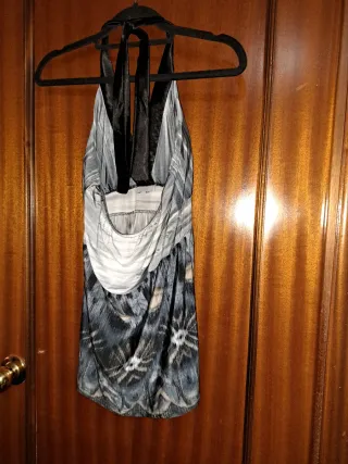 OFERTA 3X2. Top halter fiesta negro y gris