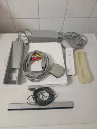 Consola Nintendo Wii Gris y Blanca