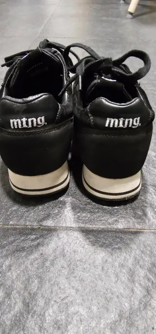 Zapatillas Mustang Mujer Negras