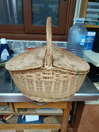 Cesta de caña para setas