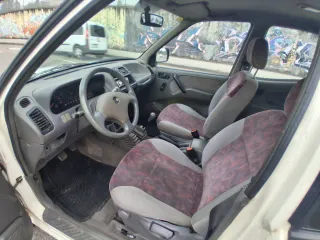 Nissan Terrano II 1995
