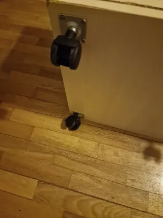 Mesita escritorio con cajón secreto