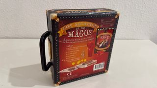 Maletín de magia- Libro Los secretos de los magos