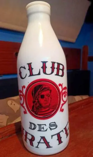 Botella Vintage Club des Pirates 1971