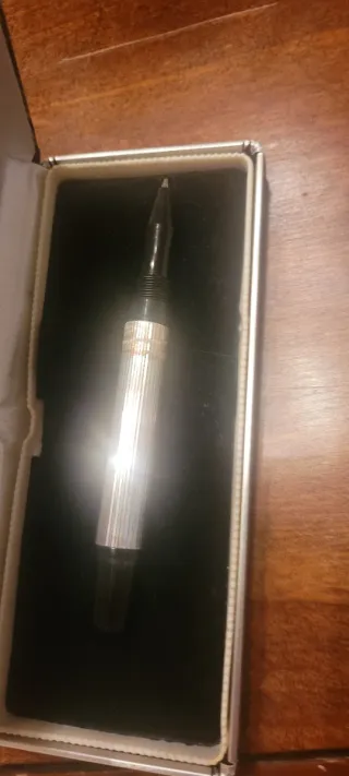 Bolígrafo y pluma plata