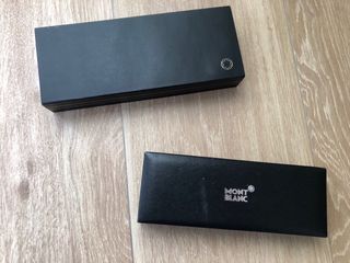 Caja Montblanc para bolígrafo y boligrafos
