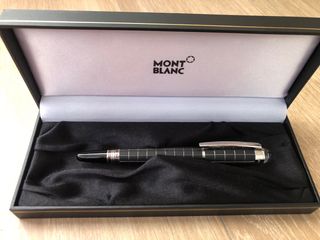 Caja Montblanc para bolígrafo y boligrafos