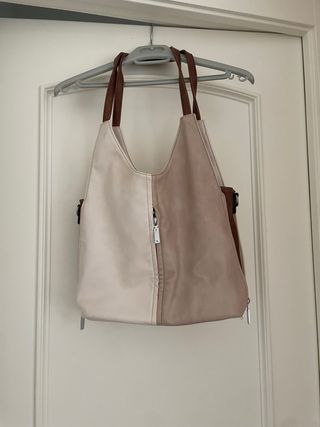 Bolso beige y marrón