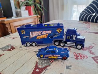 Camión y Coche Cars Fabulous Hudson Hornet