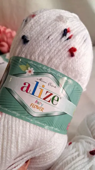 4 Gomitoli Alize baby Flover,  bianco, multicolor