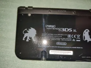 IPS Superior - New Nintendo 3DS XL Solgaleo Lunala