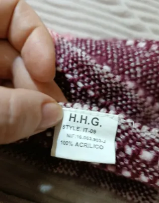 Bufanda rosa y burdeos tejida