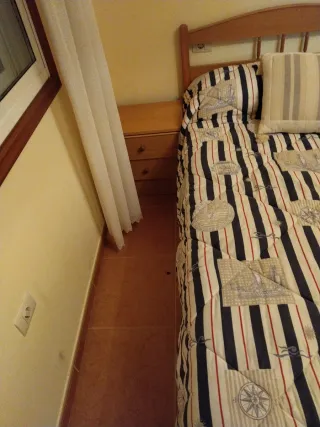 Dormitorio con 2 camas gemelas