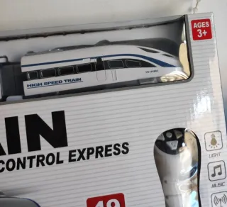 Trenino elettrico telecomandato 49 pezzi