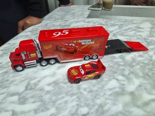 Camión y Coche Cars Rayo McQueen