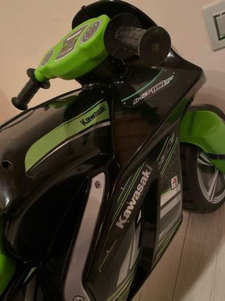 Moto NINJA Correpasillos Xl Winner Negra Injusa