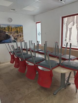 Mobiliario Academia Inglés