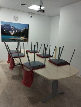 Mobiliario Academia Inglés