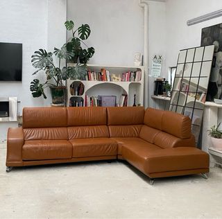 Sofá italiano de cuero.TRANSPORTE INCLUIDO