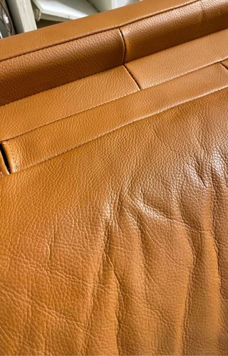 Sofá italiano de cuero.TRANSPORTE INCLUIDO