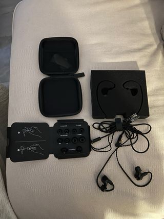 Razer Moray Auriculares In-Ear Monitor THX