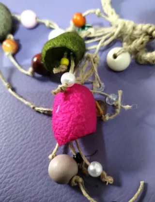 Collar cáñamo capullos seda