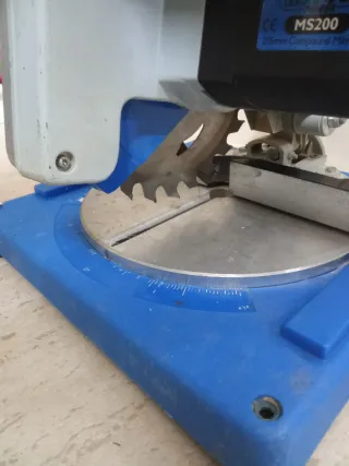 Sierra Ingletadora o inglete Profesional