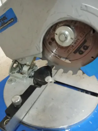 Sierra Ingletadora o inglete Profesional