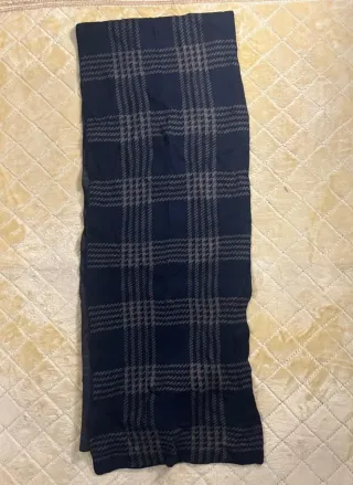 Bufanda cuadros gris y negro