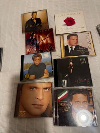 Lote 8 CDs Luis  miguel 5 euros cada disco