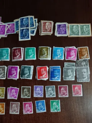 Lote sellos Franco y Juan Carlos España