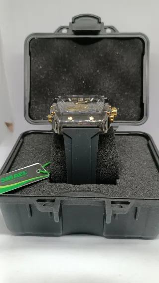 Reloj Smael Deluxe Negro y Dorado