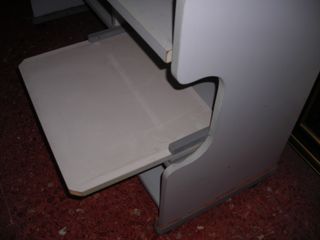 Mesa Ordenador CON RUEDAS,CAJONES,BANDEJAS.