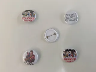 Taza, botella, puzzle, sudadera, camiseta, chapas.