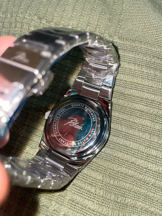 Reloj Pelvini Esfera Verde y Correa Plateada