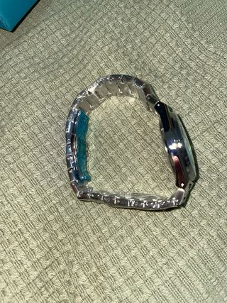 Reloj Pelvini Esfera Verde y Correa Plateada