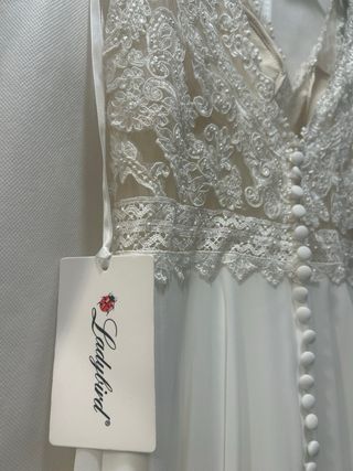 Vestido de Novia Nuevo con Etiquetas