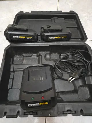 Baterías y Cargador PowerPlus