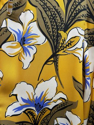 Vestido Zara flores raso