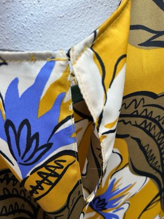 Vestido Zara flores raso