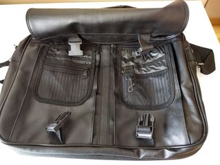 Cartera portadocumentos negra