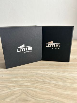 Collar Lotus NUOVO da uomo