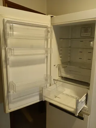 Frigorífico Whirlpool Blanco.