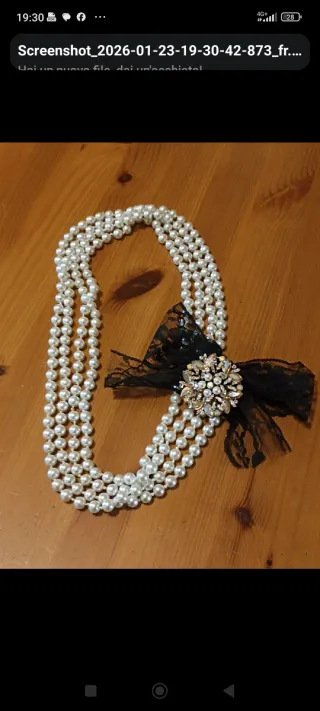 Collana realizzata a mano