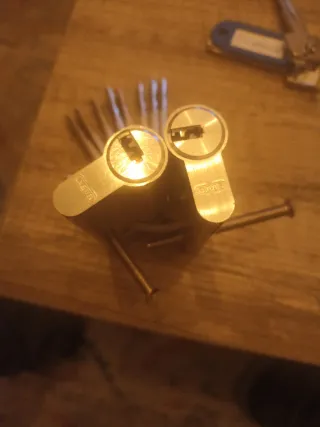 bombines Abus amaestrados 10 llaves