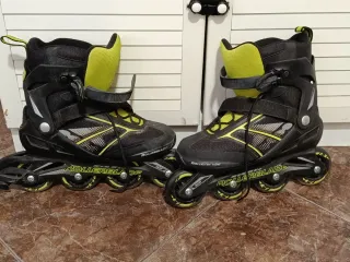 Pattini inline Rollerblade neri e verdi