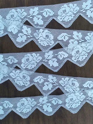 Cenefa vintage de crochet años 50 · Algodón blanco